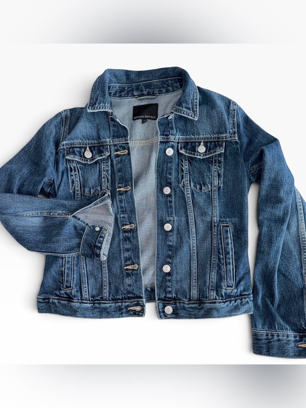 Banana Republic Classic Blue Denim Trucker Jacket